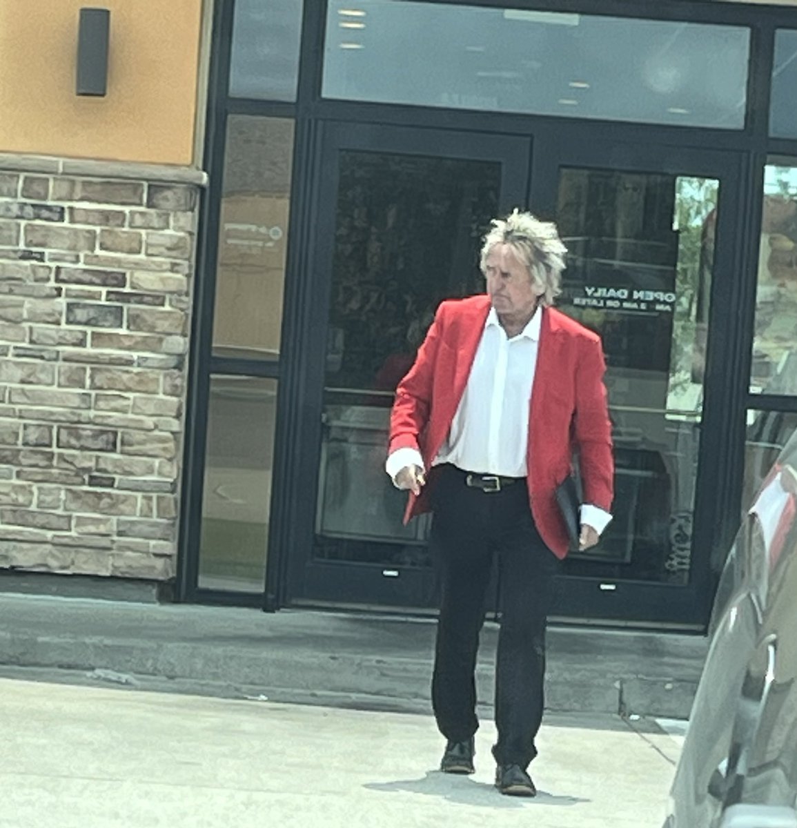 So my day wasn’t bad at all. Had a sighting of the Westbank Rod Stewart at Taco Bell in Belle Chasse 🙌🏽