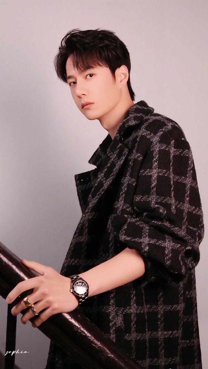 WYB080597Xu's tweet photo. Ngũ hành khuyết thổ #WangYibo_CHANELCruise24 
#CHANELCruise
#WangYibo @CHANEL https://t.co/O0HPEFRHW6