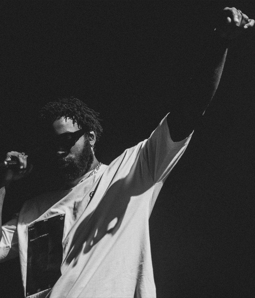 DAMSOWORLD's tweet photo. DAMSO fête ses 31 ans aujourd’hui ! 🤍

Joyeux anniversaire et longue vie au GOAT de notre génération. 🎂🎈🖖�� https://t.co/vrzWqM6VSj