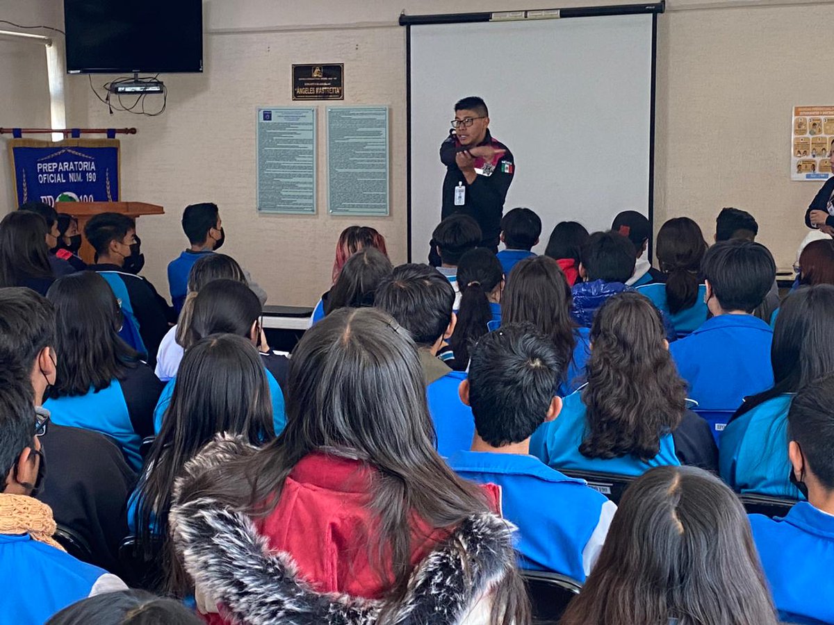 EPO_190's tweet photo. Concluimos la plática "Violencia en el Noviazgo", a cargo de Prevención del Delito, Melchor Ocampo. #Soy190  #TurnoVespertino
@geramonro05
@Israeljeronimol
@hectorhesilva
@HectorUlisesCG1
@Bg031Ze https://t.co/dHGPGiJolU