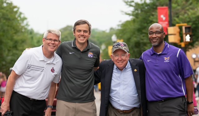 CareyPrez's tweet photo. One of the great things of being President of Hattiesburg’s Downtown University is collaborating and celebrating with other city leaders who want the best for Hattiesburg. #AttemptGreatThings @WmCareyU - Celebrating 130 years! @toby_barker @HpsdSup @SouthernMiss https://t.co/bTPkleqBQA