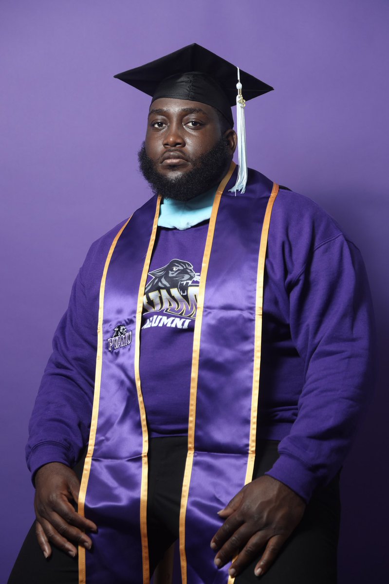 frhicks53's tweet photo. To God be the Glory… 

On Saturday May 13th @8:30am I will be graduating from THEE Illustrious Prairie View A&amp;M University with my Masters of Science in Education Administration! 

#thesagacontinues #pvamugrad 

📸: @rho_digital https://t.co/FdIkwi5NpW