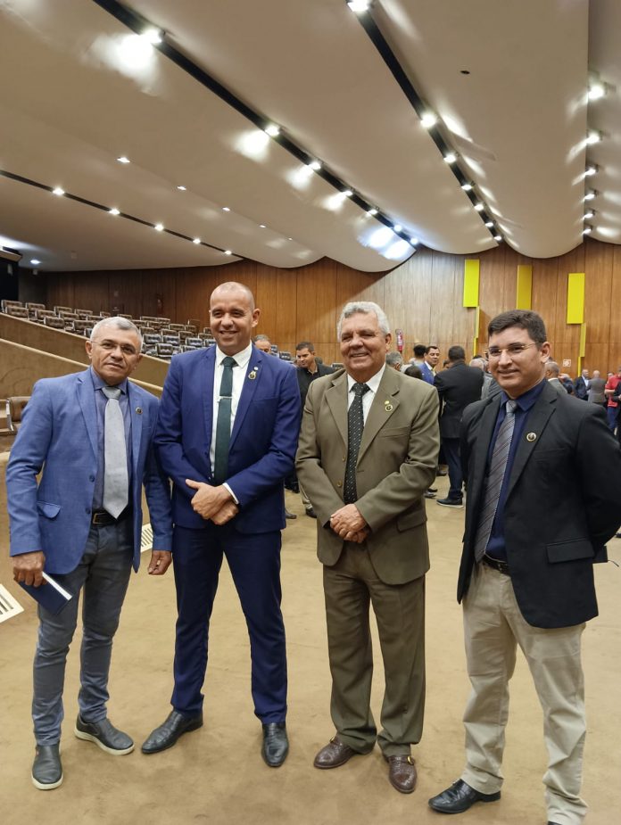 BlogdoMandella's tweet image. Deputado Federal Sargento Gonçalves participa de Evento promovido pela ANERMB em Brasília, deputado foi eleito o melhor do RN no Ranking dos políticos

Veja matéria completa no link blogdocobra.com