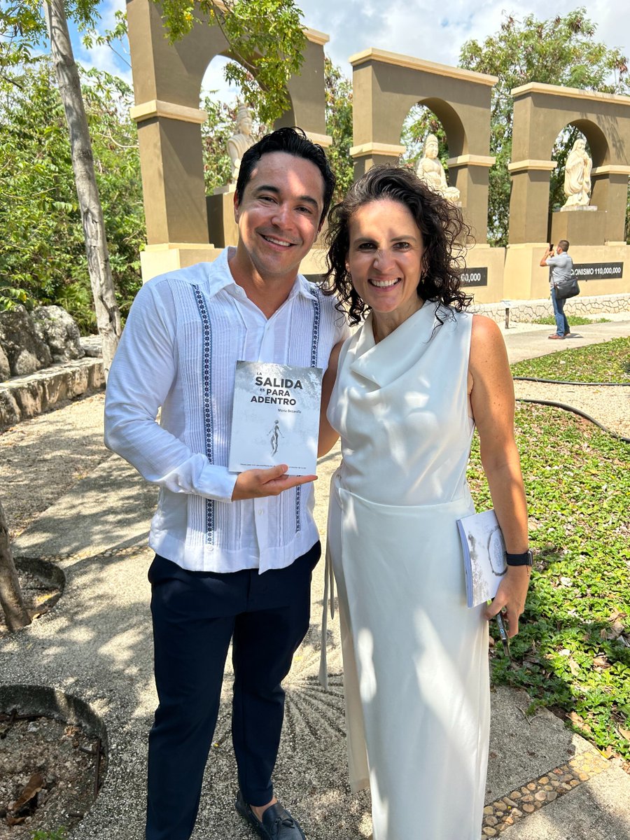 a todo el equipo de la <a href="/TurismoCancunBJ/">Secretaría Municipal de Turismo Cancún</a>, a <a href="/mariabezanilla/">maria bezanilla</a> y, especialmente, a todas las mamás que hicieron especial y mágico este evento.

#UnidosParaTransformar
#CancúnNosUne
#24Siempre