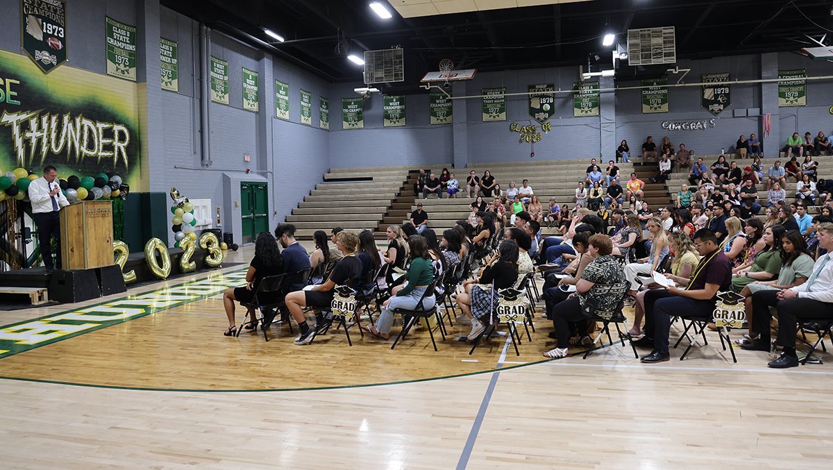 Congratulations to all the students that received awards last night at the Mohave High School’s Senior Awards Ceremony! You all rightfully earned these awards as you are true examples of what it means to be a T-bird.

#CRUHSD #MHS #SeniorAwards #AchievementForAll