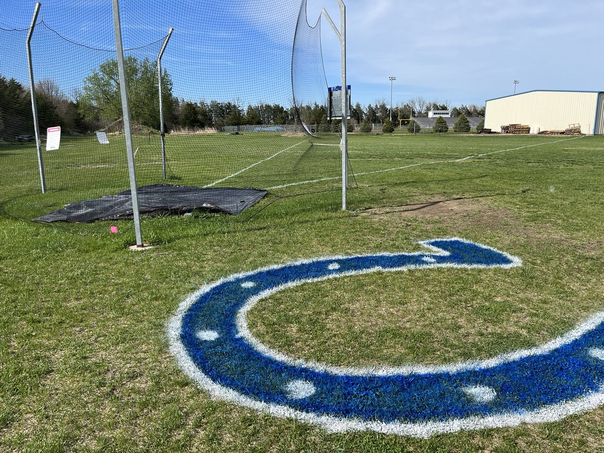 jakepolk15's tweet photo. Hosting C-6 district track here at @cpsbroncos on Thursday, so I felt compelled to eyeball a masterpiece between the showers today after practice #GoBroncos #NebPreps https://t.co/ZVfc4UddV9
