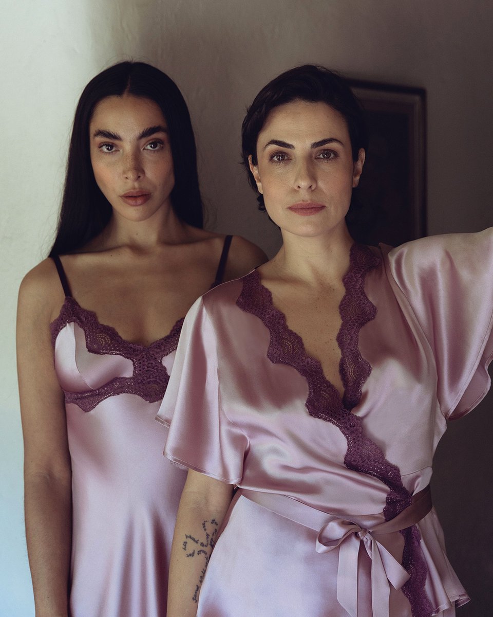 NK_iMODE's tweet photo. The Raquel collection has something for every Mother.
Discover Raquel and more in our Mother's Day edit: https://t.co/k7mQYROHpt
#nkimode #beyondthesheets #luxuryloungewear #designedinvancouver #sustainablestyles #contemporarywoman #silkloungewear https://t.co/2g2Ivr5tfk