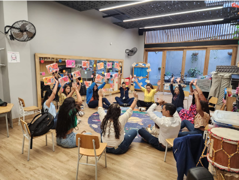CosmoSchools's tweet photo. También, en esta oportunidad desarrollaremos por primera vez en Medellín el taller que llevamos al #DeeperLearning2023; un taller sobre cómo el diseño de una experiencia educativa influye en el desarrollo del cerebro y en el deseo de aprender.🧠👩🏻‍🏫¡Será una semana inspiradora! https://t.co/y8vwHK46gx