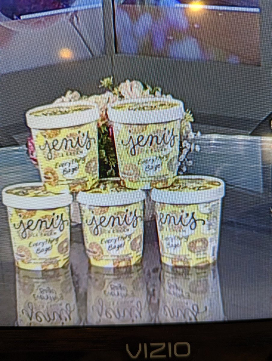 wolfselect's tweet image. Jeni's Everything Bagel ice cream flavor? Okay...must try. Has anyone else?