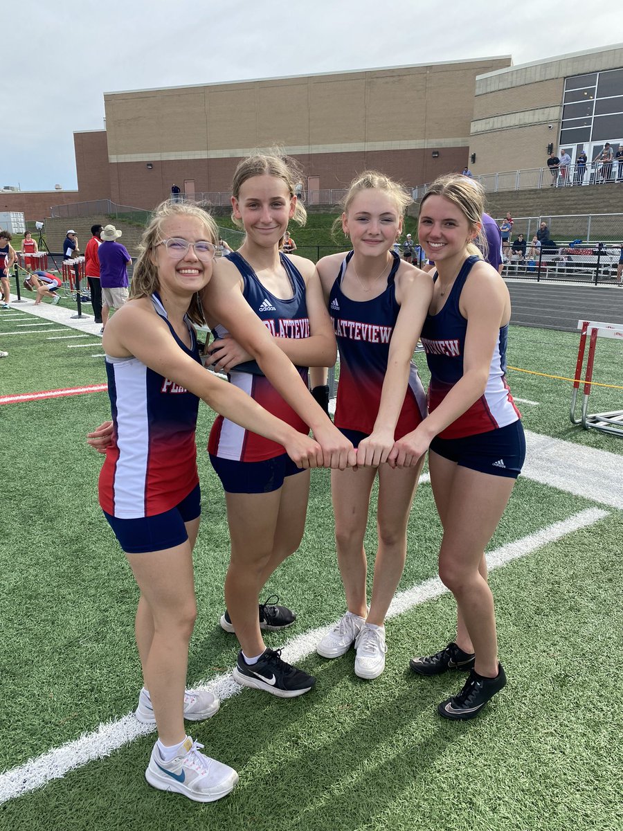 PlatteviewTrack's tweet photo. BOTH girls and boys 4x100 qualifies for state! https://t.co/tA9DLlenRw