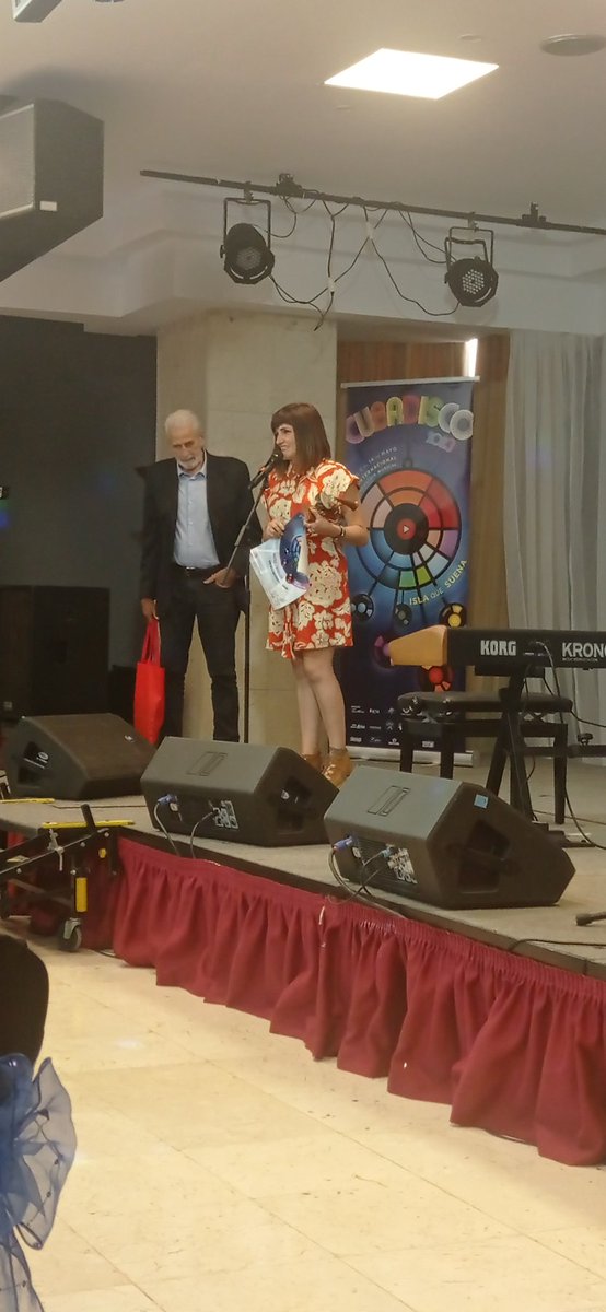 StreamingCuba's tweet photo. #Cubadisco2023
Recibe @RozalenMusic  Premio Internacional Cubadisco 2023.
#StreamingCuba #Cultura #Rozalen #CubaEsCultura https://t.co/R8CN85aSXp