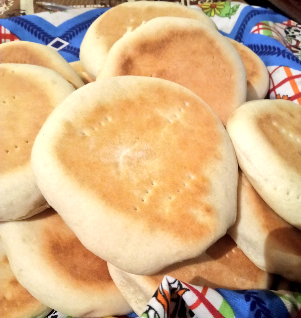 paodbchile's tweet photo. Quién quiere pancito amasado para la once ? 😋☕ https://t.co/bMLtGFdQJT