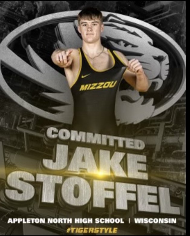 Lightning Wrestling tweet media
