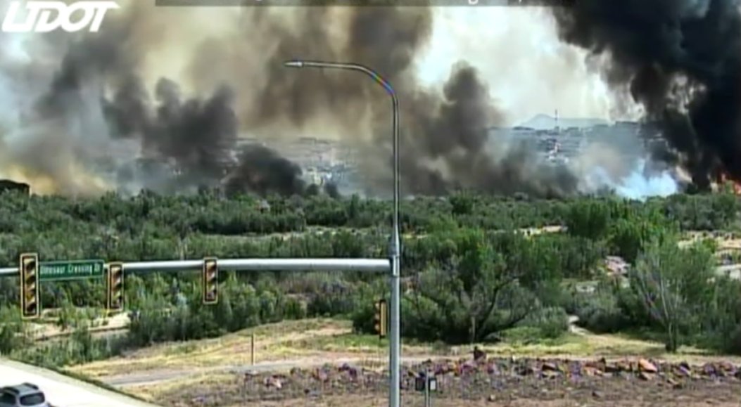 UtahWildfire's tweet image. #NewStart: Washington County
A new fire in the River Bottoms of Washington County has threatened multiple structures and is forcing evacuations. Multiple resources have been requested and are responding. The State of Utah resources have been requested. More information to follow.