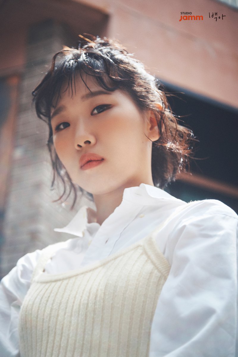 Official_BaekA's tweet photo. 백아 X Studio JAMM
💖Welcome 백아💖
YouTube 🔗 https://t.co/yNnRIXqXtZ
Instagram 🔗 https://t.co/hffSnUOurb
Twitter 🔗 https://t.co/VuuM2N3hMi
TikTok 🔗https://t.co/zplQKEXDHx
#백아 #BeakA
#WelcomeBaekA
#스튜디오잼 #StudioJAMM https://t.co/ZGA0I58wXT