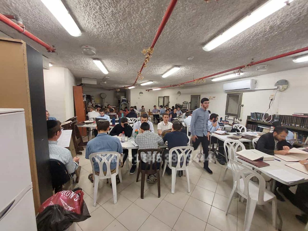 Near Ashdod, Yeshiva Kerem B’Yavne is located in an area marked as dangerous, talmidim forced into bomb shelters today. On the yahrzeit of one who toiled in Torah in a cave, seder flourished