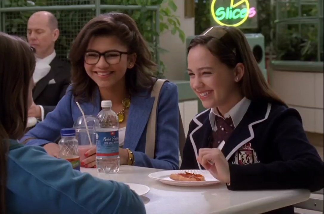 Happy Birthday Mary Mouser 