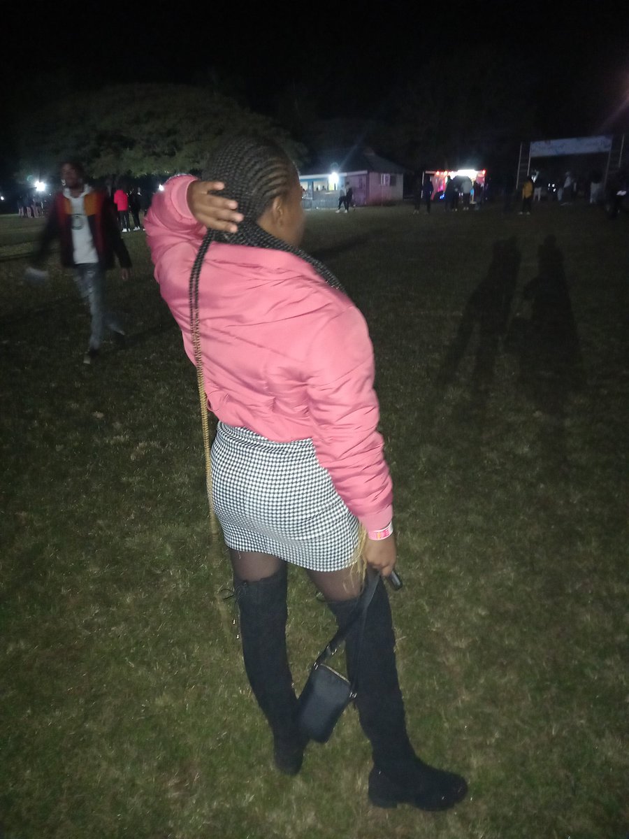 Kitsobb1's tweet photo. @ButtyScara @MrBlackOG Here 😅😅😅 https://t.co/r51i15BVvc