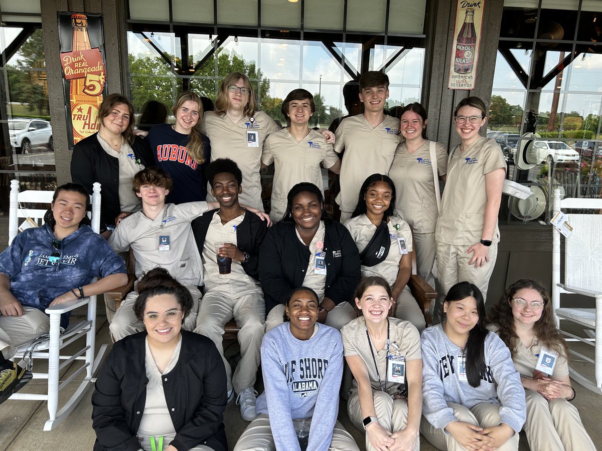 Health Science Internship Ss finishing up a great semester of clinicals! Going to miss this group SO much!!!  #mcslearn #proudtobeajet