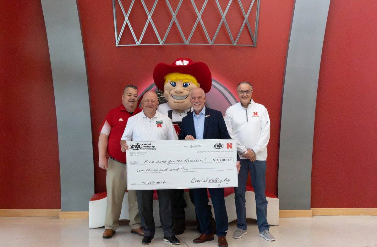 Central Valley Ag (@centralvalleyag) on Twitter photo Central Valley Ag's three-pointer initiative donated to the Food Bank for the Heartland for every <a href="/Huskers/">Nebraska Huskers</a> three-pointer made. ๐ The season's 485 three-pointers resulted in a $10,000 donation, providing 40,000 meals for those in need.
Read more: loom.ly/NKhZkmM
#GBR Central Valley Ag's three-pointer initiative donated to the Food Bank for the Heartland for every <a href="/Huskers/">Nebraska Huskers</a> three-pointer made. ๐ The season's 485 three-pointers resulted in a $10,000 donation, providing 40,000 meals for those in need.
Read more: loom.ly/NKhZkmM
#GBR