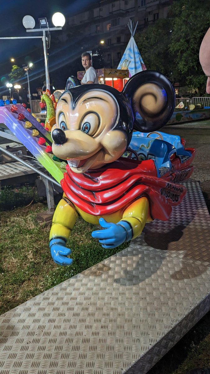 toothlesschel's tweet photo. Montenegrin Super Mouse here to haunt our dreams. https://t.co/Ambp2QukXS
