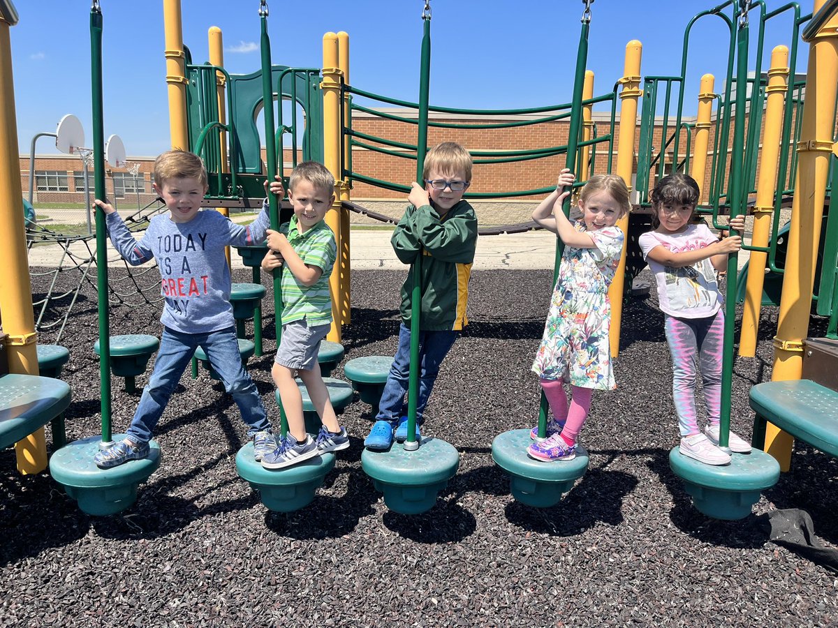 Mrs. Davidson tweet media