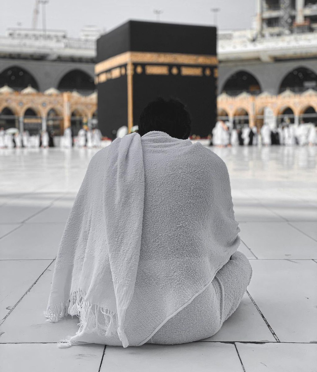 آهٍ، لَوْ أَنَالُهَا .. آهٍ، لَوْ أَنَا لَهَا .🤍