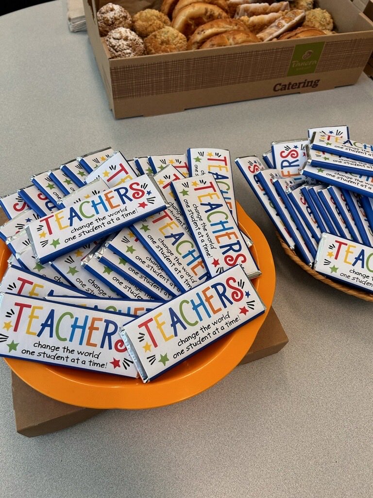 WellwoodPTA's tweet photo. Teacher appreciation breakfast. Thank you teachers!! https://t.co/c70DQQmJKI