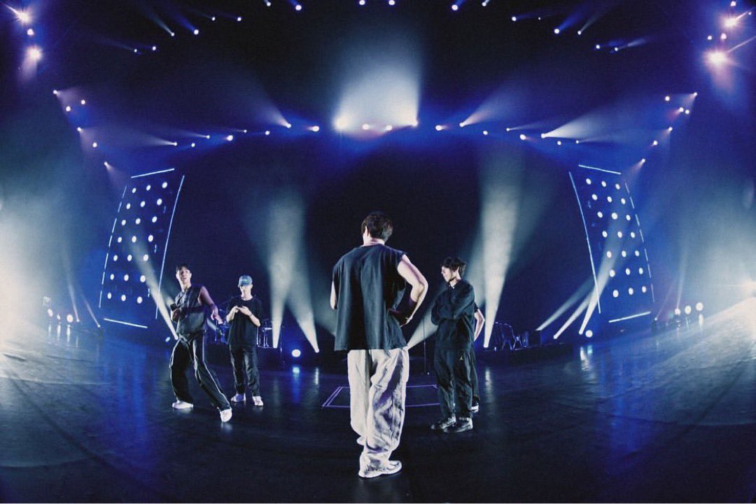 withyoumarktuan's tweet photo. 230510 B House Entertainment shares photos of Mark (1/2)

“Mark Tuan x B House Crew 
To perform a super fantastic show " Mark Tuan The Otherside Asia Tour 2023 " …”

https://t.co/jLPhEFgVZM

#theothersideAsiaTour 
#MarkTuan #Mark #마크 #段宜恩 
@marktuan @dnaofficial https://t.co/pZ9mLiN4ri