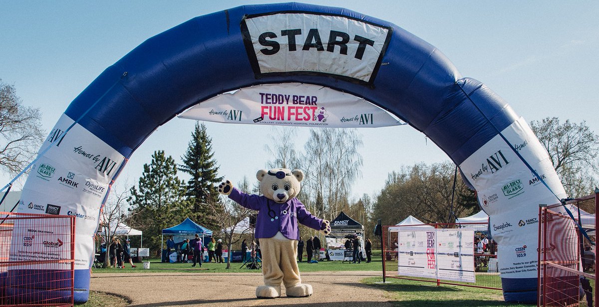 893TheRaven's tweet photo. The @StolleryKids #teddybearfunfest run is THIS WEEKEND! Register and/or donate to a great cause. Run, walk or roll in this fun event down in Rundle Park.
@rellik118 and @Burkeeboy will be down there for team #windspeaker !
https://t.co/9HcgzZDZW5 https://t.co/Flk0oyIO4u