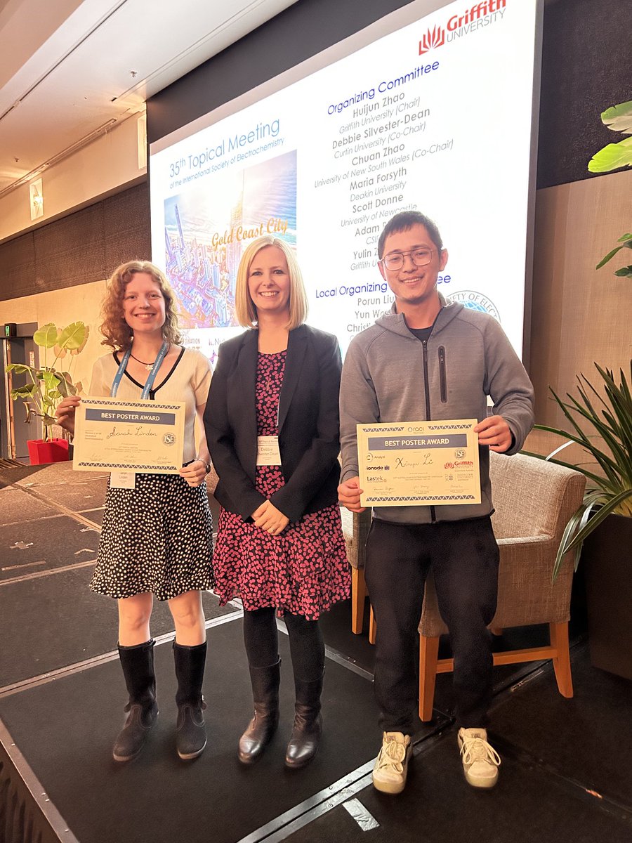 debbiesilvester's tweet photo. Proud supervisor moment! Two of my students won prizes yesterday! Sarah Linden won an ISE poster prize from Division 1 of the ISE (Analytical Electrochemistry) and Xinyu Li won a poster prize from the 23rd Australasian Electrochemistry Symposium. Well done to both!
#35ISE #23AES https://t.co/IytSd7H6cA