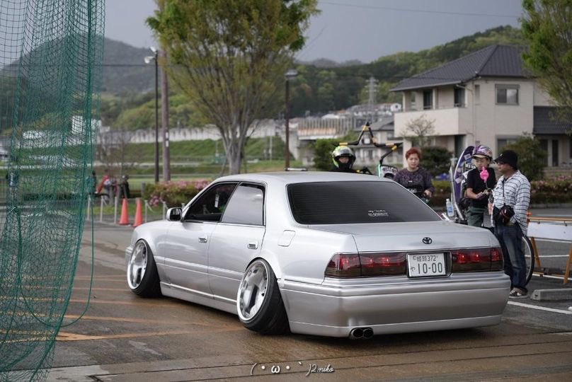 t244_crown's tweet photo. #RTで私を有名にしてください
兵庫でシルバーの15crown乗ってます😄
推しちゃって😆 https://t.co/qBC4iOPRxo