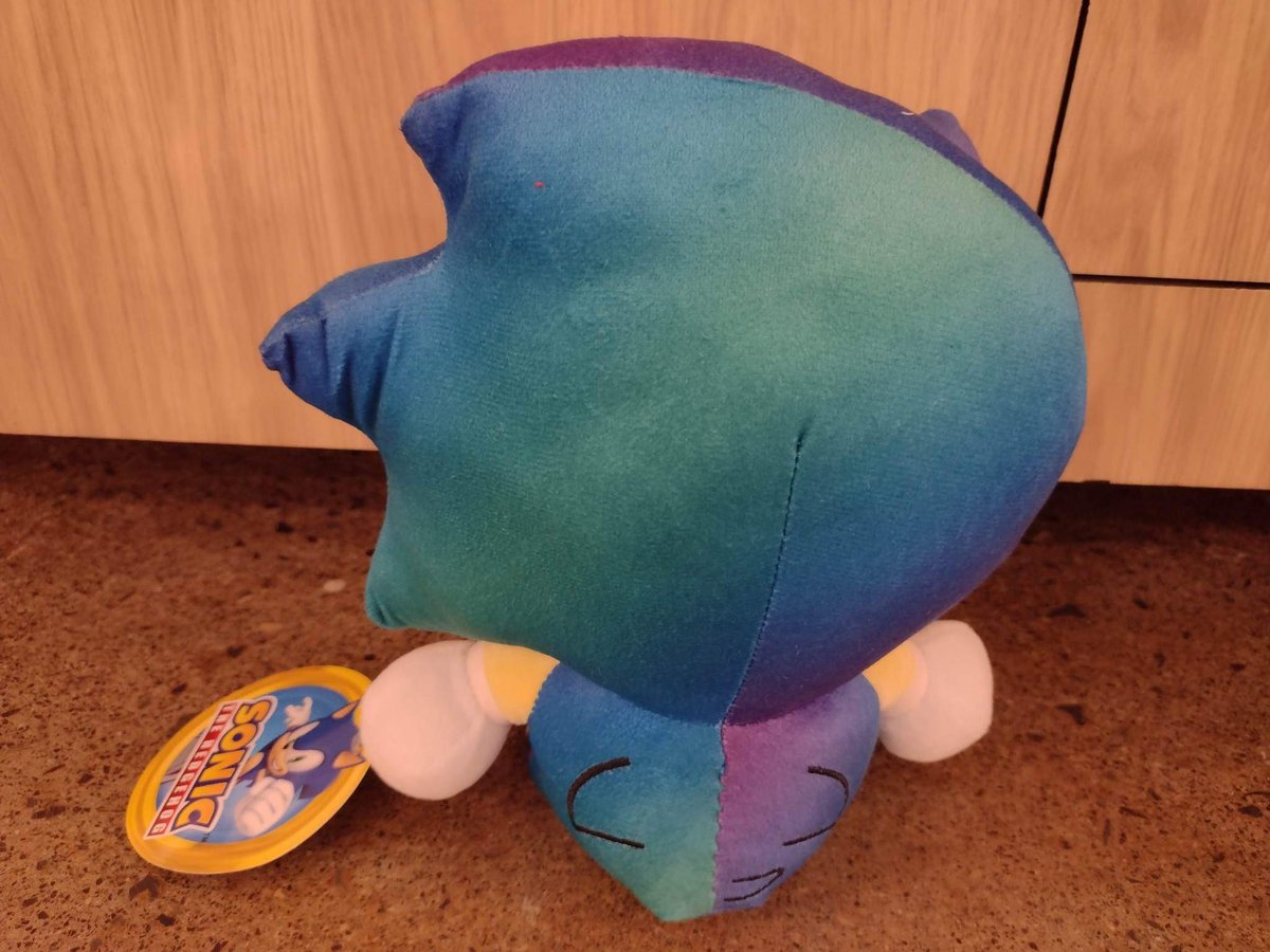 TiffanyCollects's tweet photo. Claw machine win at first try
#Sonic #SonicTheHedgehog #SonicMovie #plushlover #clawmachinewin #clawmachine #plushcollector https://t.co/84jxGOrGZe