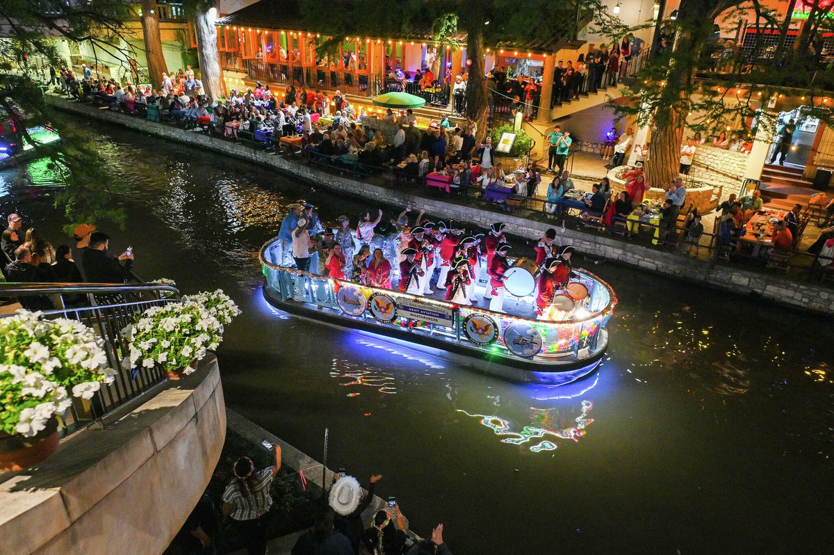 ilovesaclibrary tweet media