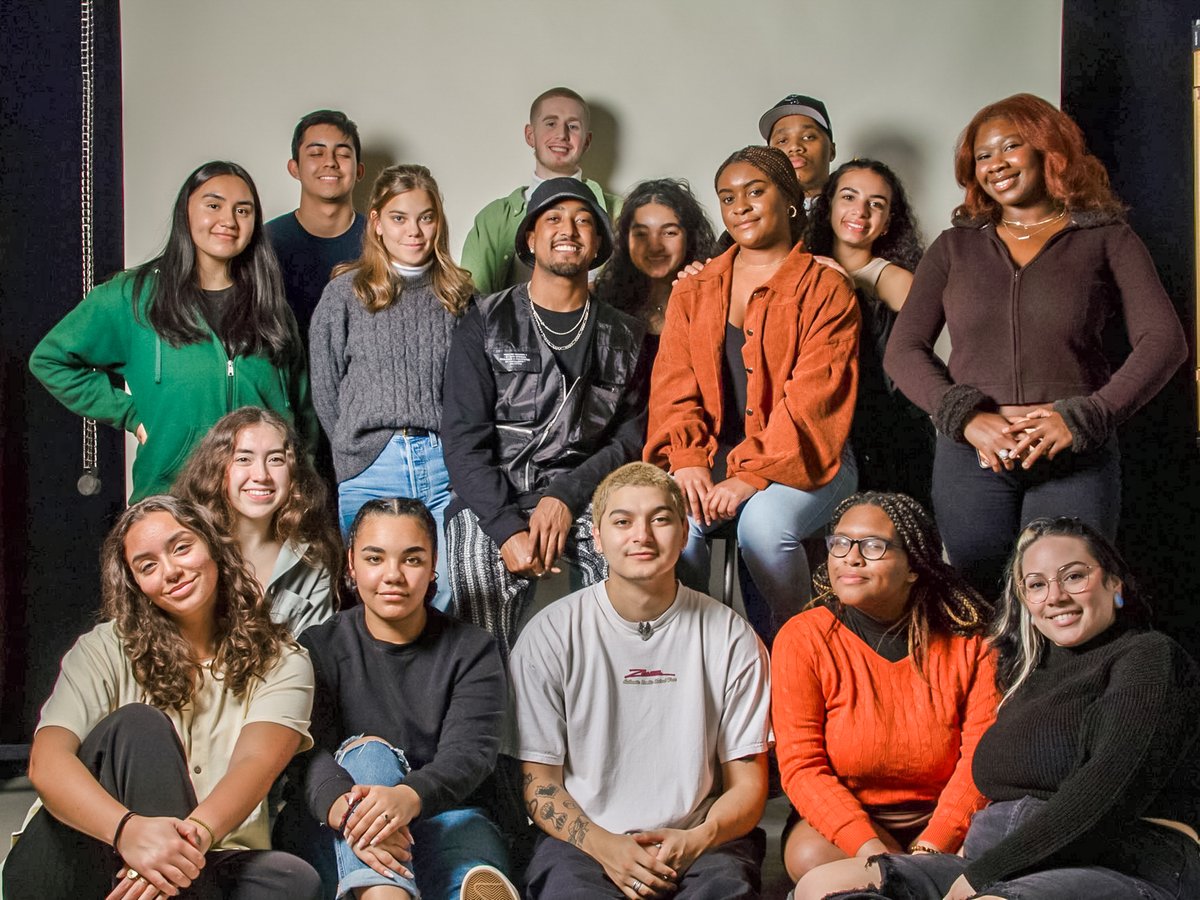 UO Journalism & Comm tweet media