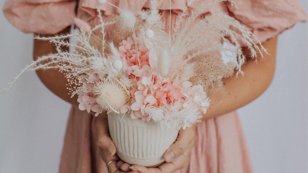 Moms are tough 💪, but at some point every mom needs a helping hand. Show a mom in your local community that she is loved this Mother’s Day by meeting her child's need: purposity.com/nearby

#mothersday #liveonpurpose #livegenerously #purposity