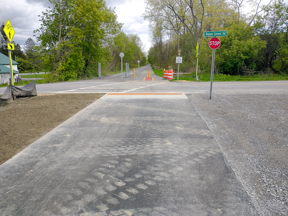 Good news! The tunnel at the end of Leggiero Lane in Rotterdam Junction has reopened after undergoing some modifications to make it safer for cyclists. #ErieCanalwayTrail #EmpireStateTrail