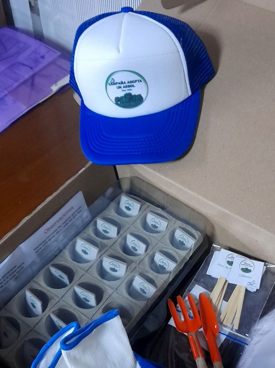FundacionCTA_'s tweet photo. ¿Azul o verde? Tú eliges, lo importante es adoptar el kit de árboles.
.
.
.
#azul #verde #kitdearboles #bosque #airepuro #respiracion #sembraton #sembrandoarboles #sembrandovida https://t.co/ivUIAKiOdV