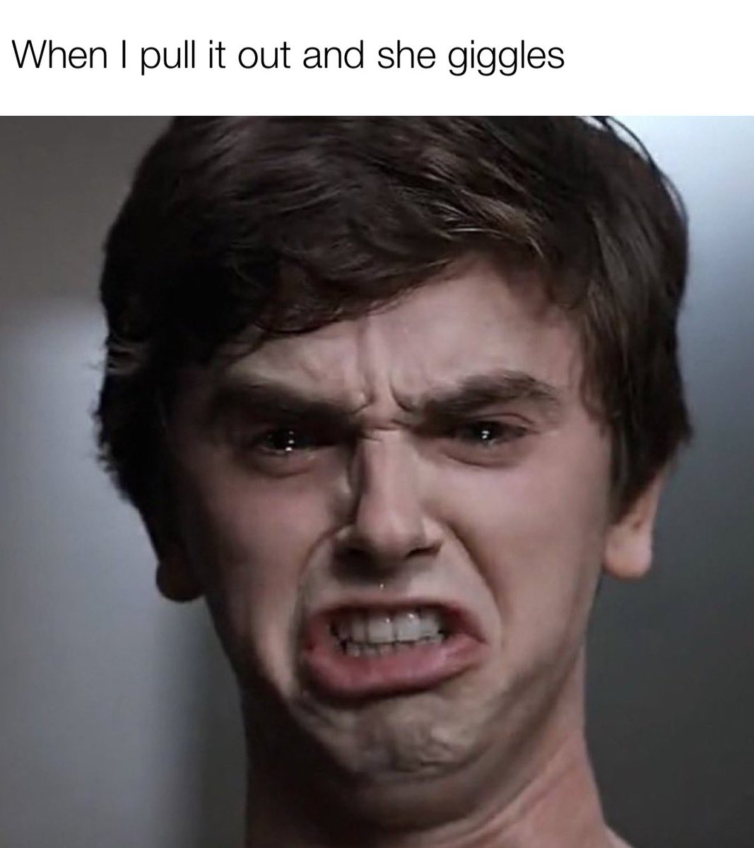 💀🖤𝔰𝔞𝔡 𝔤𝔬𝔱𝔥 𝔟𝔦𝔱𝔠𝔥🖤💀 (@yourmajestyqv) on Twitter photo 