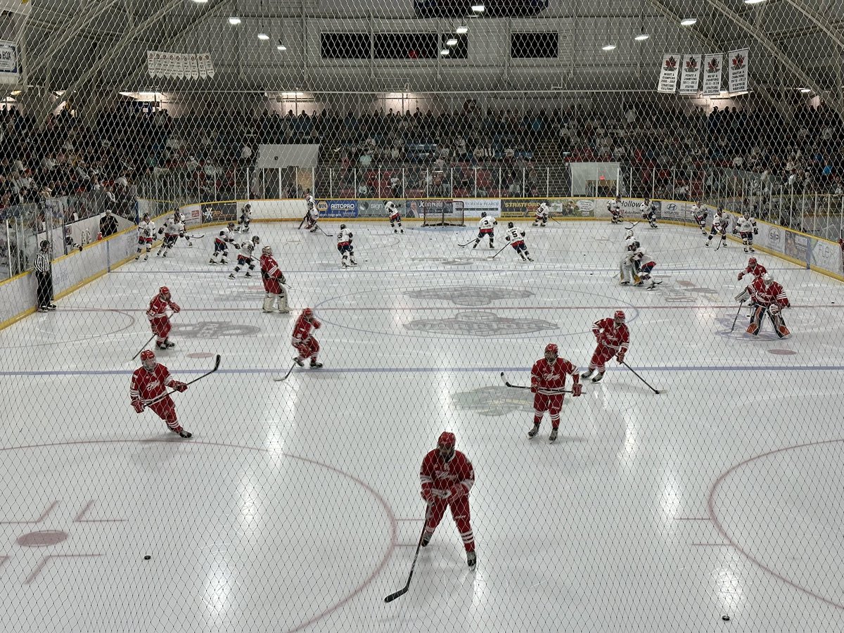 chappel_on_16's tweet image. Warm ups have begun, game 7 of the Sutherland Cup!!!