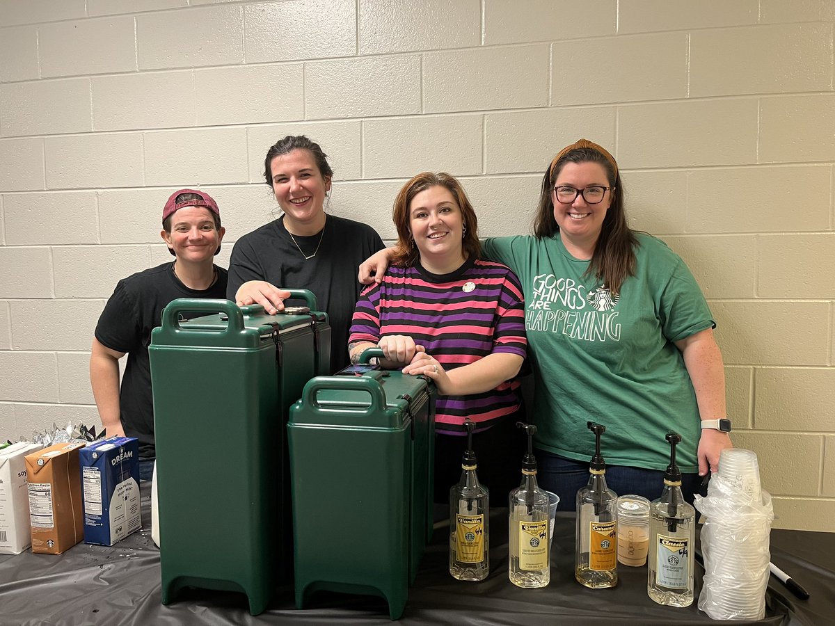 Dowell_Read180's tweet photo. Thank you to admin, Starbucks and Dowell PTA for our treats today! 
Teacher Appreciation Week ❤️
@CobbSchools 
@DowellElementa1 
@thedowellDL https://t.co/hTDCMM6PiD