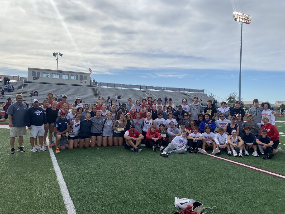 What a team! What a day! Girls are Thee B-3 District Champions! Boys are  B-3 District Runners-Up! 🥇🥈🤝