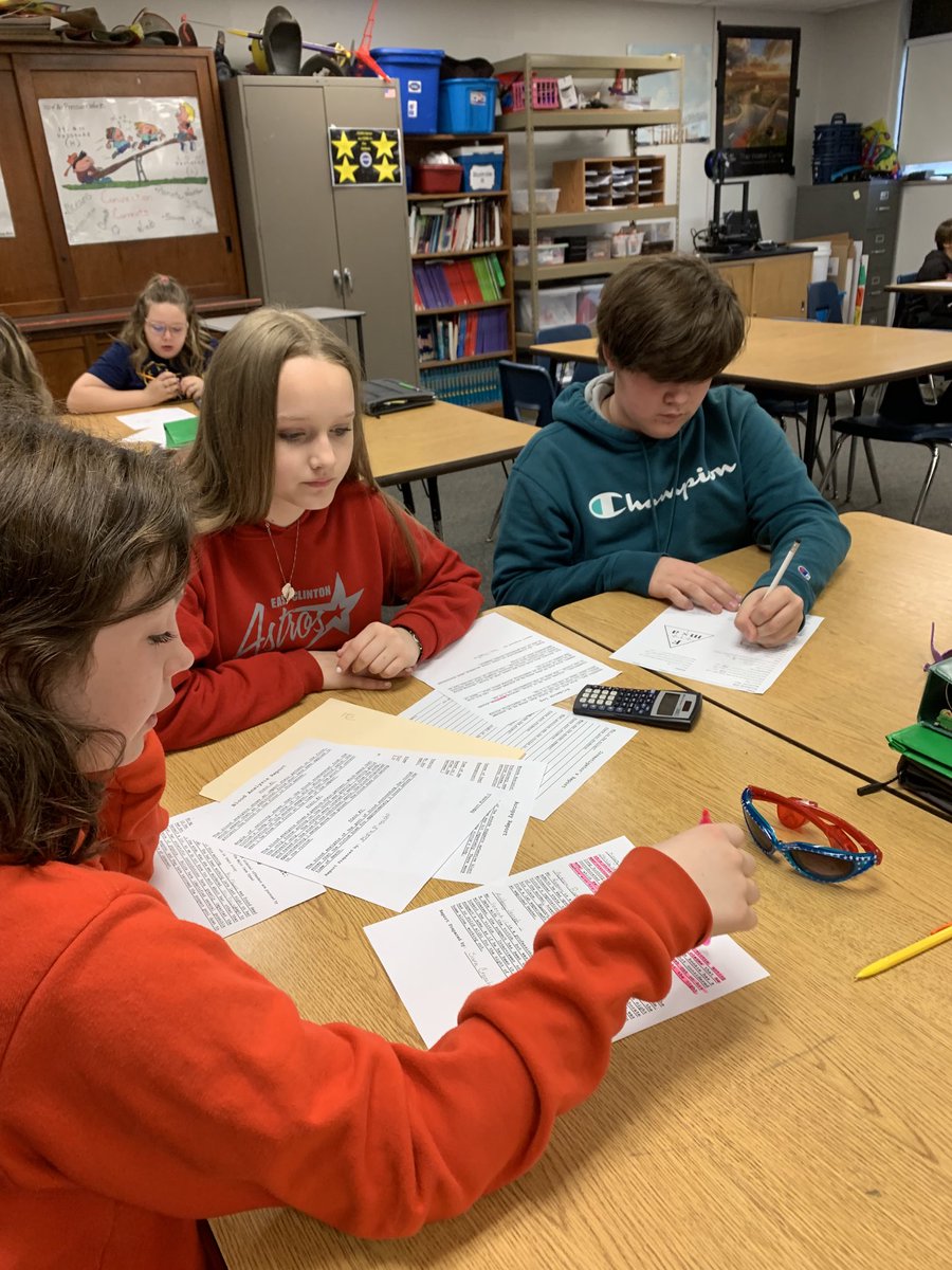 Michele Lewis tweet media