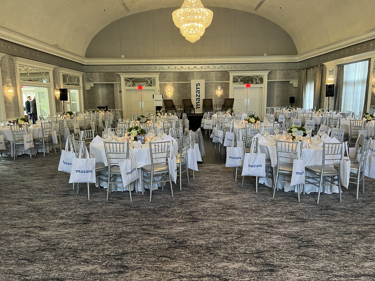 MikeDeVito71's tweet photo. Attending the Mazars Food and Beverage Event https://t.co/xt2Heia1mD
