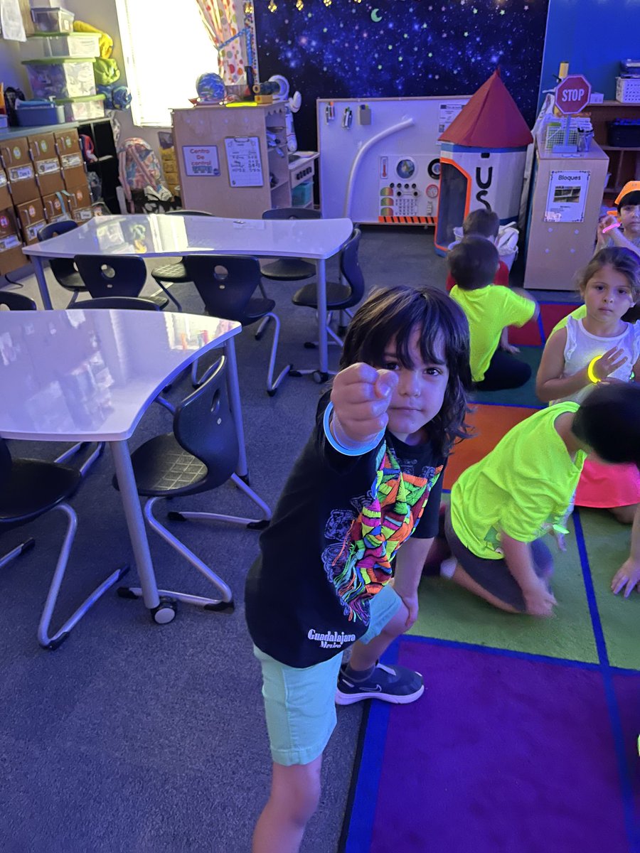 Neon day!!! #WilsonWay ready to glow