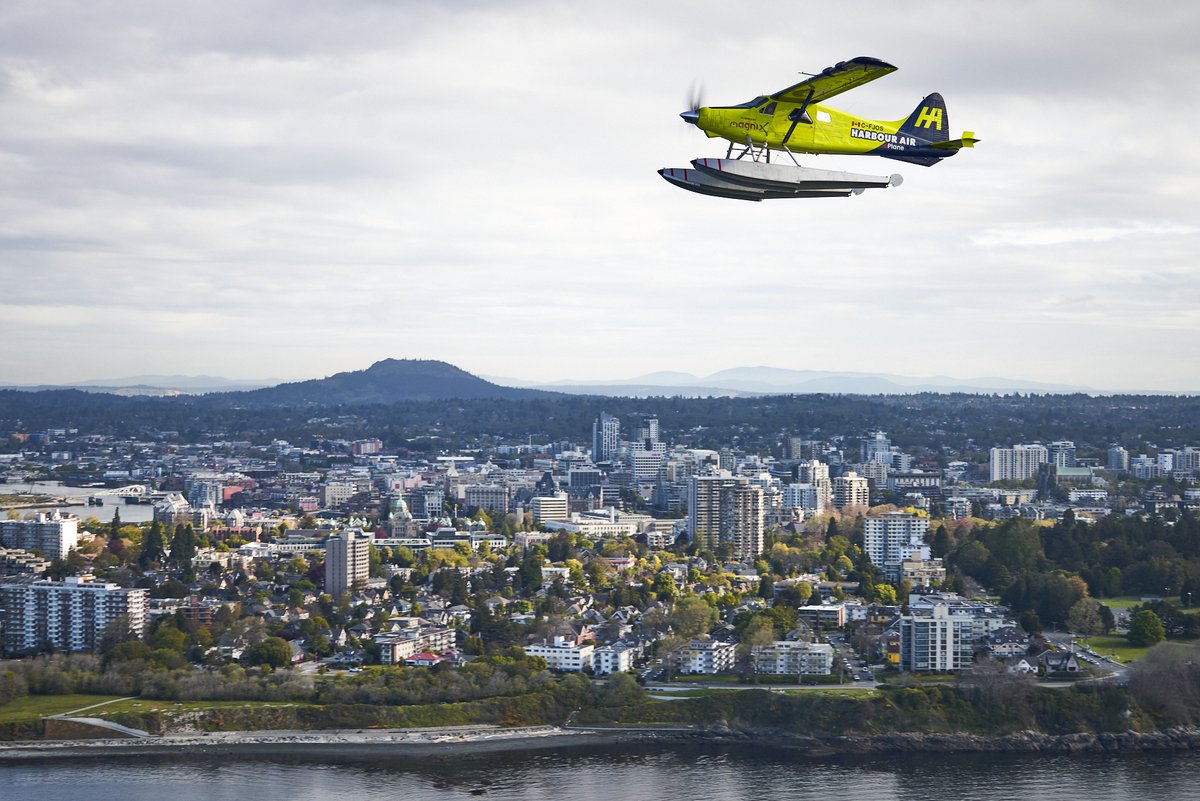 HarbourAirLtd's tweet photo. And that's a wrap on Harbour Air's ePlane tour!
Another successful milestone in the books as our ePlane completed it's first multi point flight between Richmond (YVR South) to Salt Spring Island, followed by Victoria Harbour. Thank you for the continued support - Until next time! https://t.co/5JKT8b6SOE