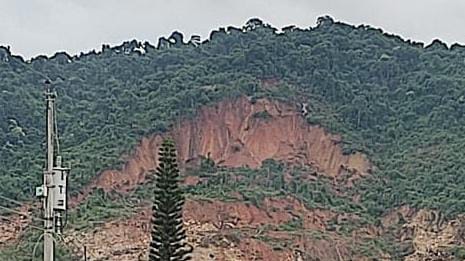 ViaLaCostaLucha's tweet photo. @MAATE_Zonal5 @ParqueSamanes @isabel_tamariz ING. @isabel_tamariz El Bosque Seco Tropical de #ViaALaCosta no es frágil a pesar  de estar en peligro de extinción?  Por qué son canteras y Minas las que están desbastando el Bosque Seco Tropical Cerro Blanco no es delito ambiental? https://t.co/X2bfIukdBs