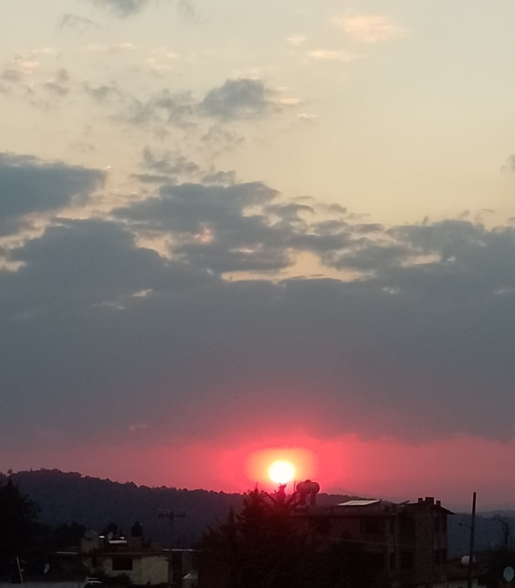 Hermoso atardecer,😊😊😊😊