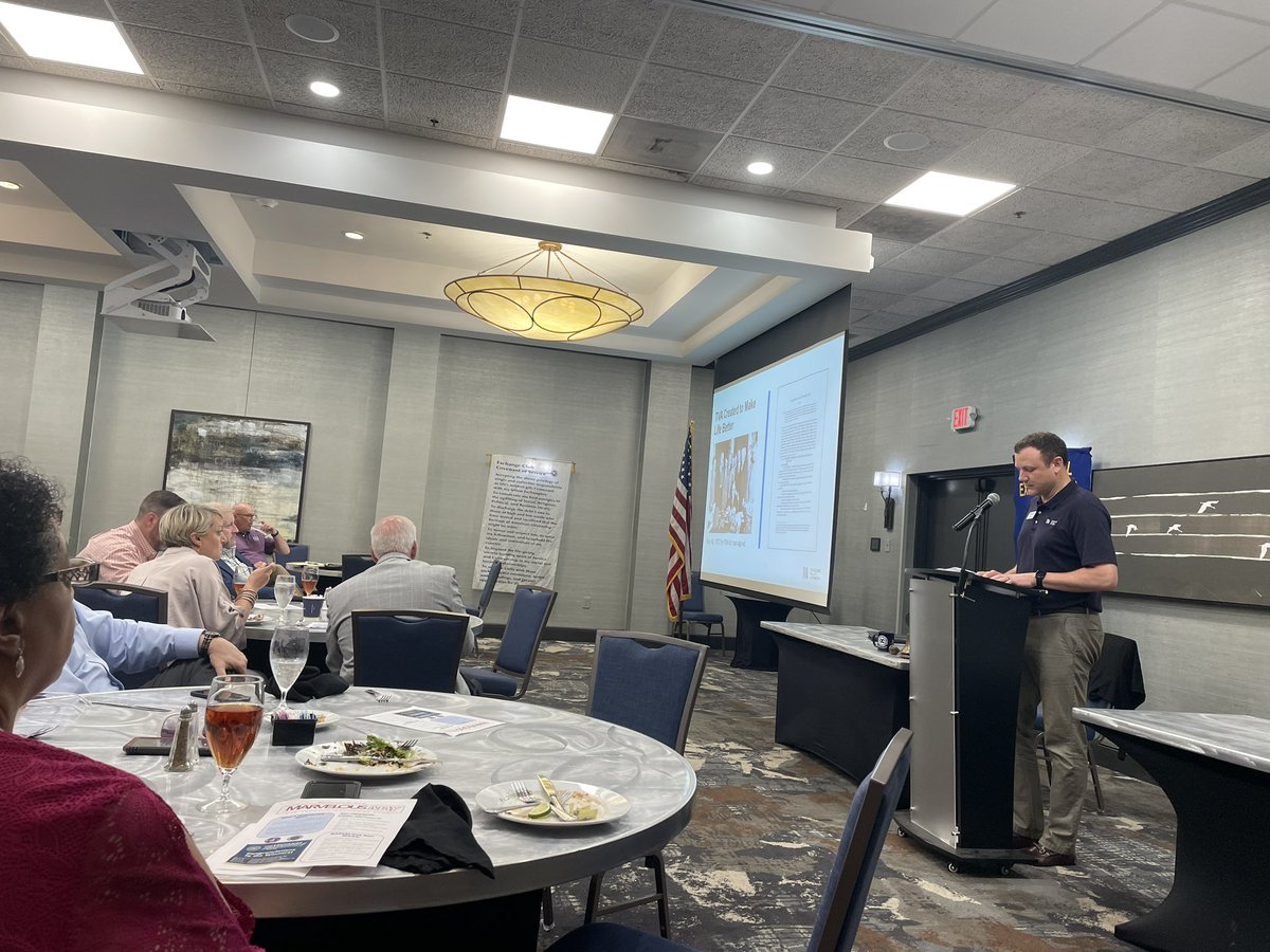 melanieluckey's tweet photo. Another great day at @JacksonExchange with @TVAnews 

Having access to reliable &amp; affordable public power plays a big part in companies moving to TN, &amp; we’re lucky to have a community partner in TVA. #jacksontn https://t.co/XH07ez0izL