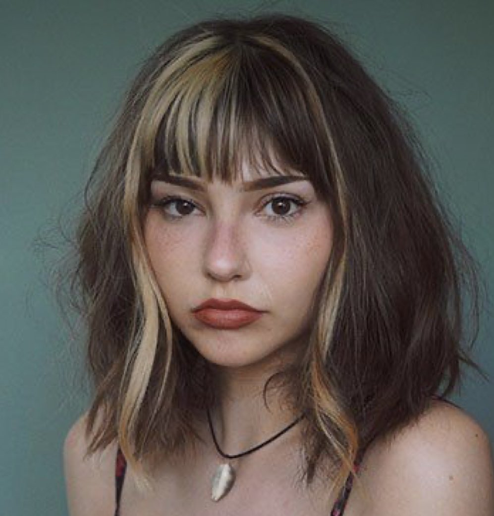 peppermintpiit's tweet photo. I booked an appointment to get my hair dyed Monday !! These are my inspo pics (I know they’re a bit different from one another. We did a little DM consultation.) I did a bad DIY money piece on myself recently and I’m looking forward to getting it fixed and feeling confident! https://t.co/9Qxnsl0x0n